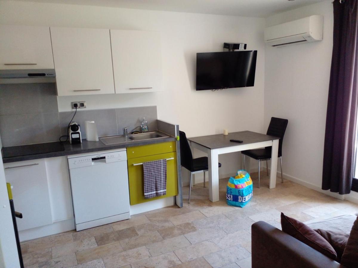 Appartement Climatise Centre Ville Tout Confort Climatise Sete Bagian luar foto