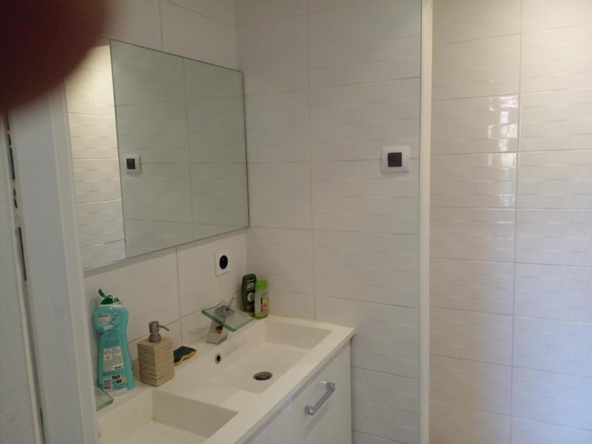 Appartement Climatise Centre Ville Tout Confort Climatise Sete Bagian luar foto